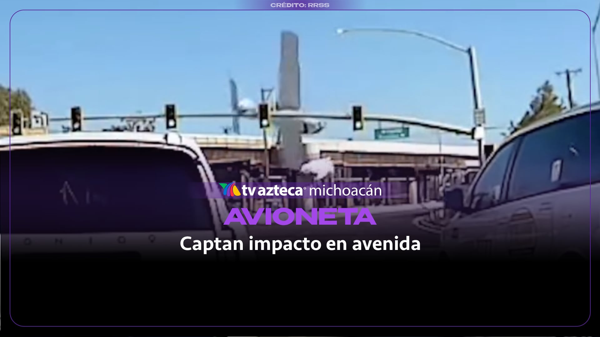 VIDEO: Captan momento en que avioneta cae sobre una avenida
