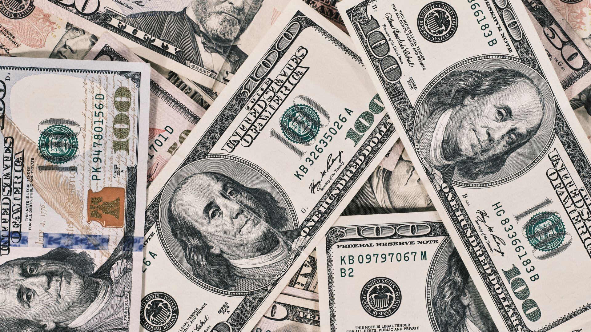 Dólar 16 agosto.jpg