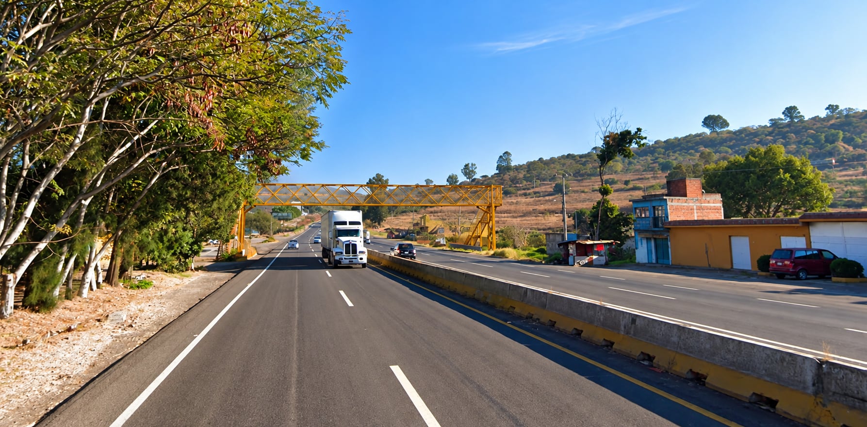 Imagen ilustrativa: Carretera Morelia-Salamanca a la altura de Tenencia de Cuto del Porvenir, Tarímbaro.