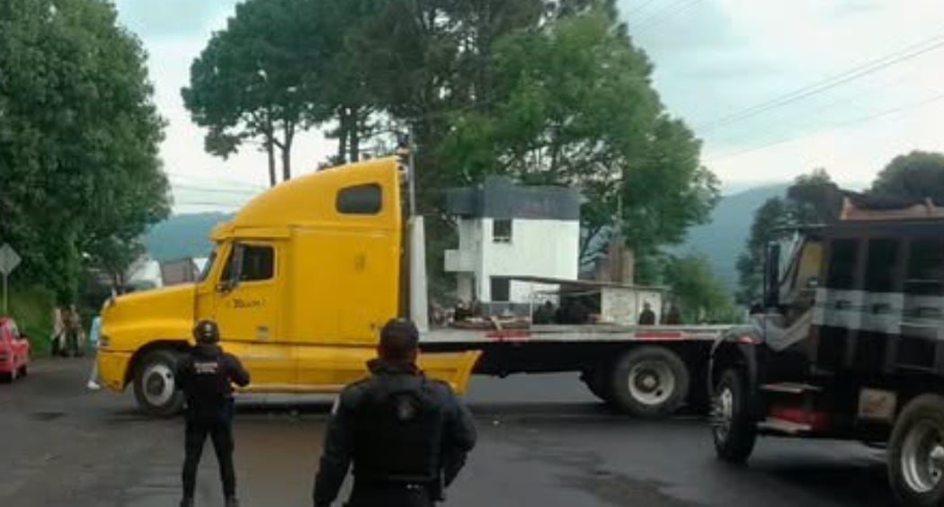 Bloqueo en carretera Villa Madero por desaparición de Iván Alexis: exigen su localización