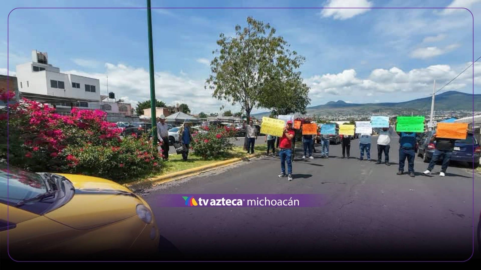 Manifestantes bloquean avenida Francisco J. Múgica en Morelia