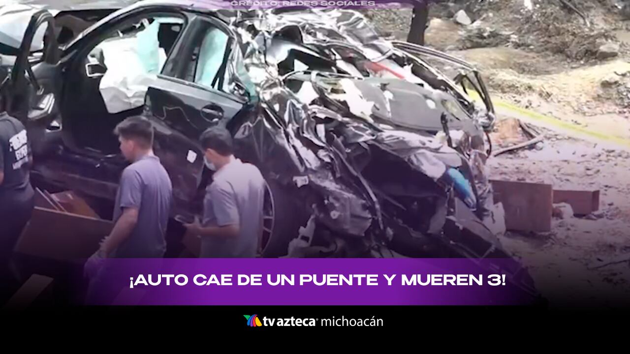 Automóvil cae al vacío desde un puente en Bombay; mu3r3n tres estudiantes