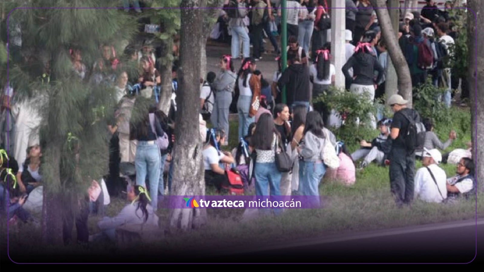 Reportan concentración de presuntos normalistas en salida a Pátzcuaro, Morelia