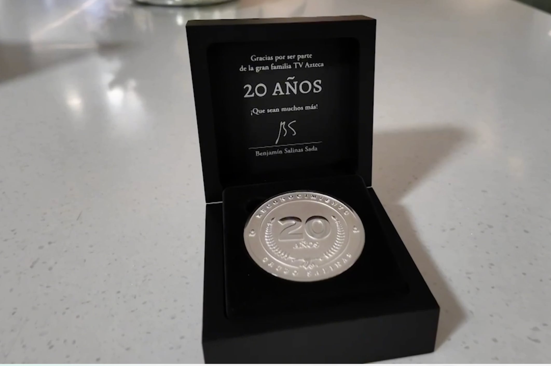 15 colaboradores de TV Azteca son reconocidos por su trayectoria